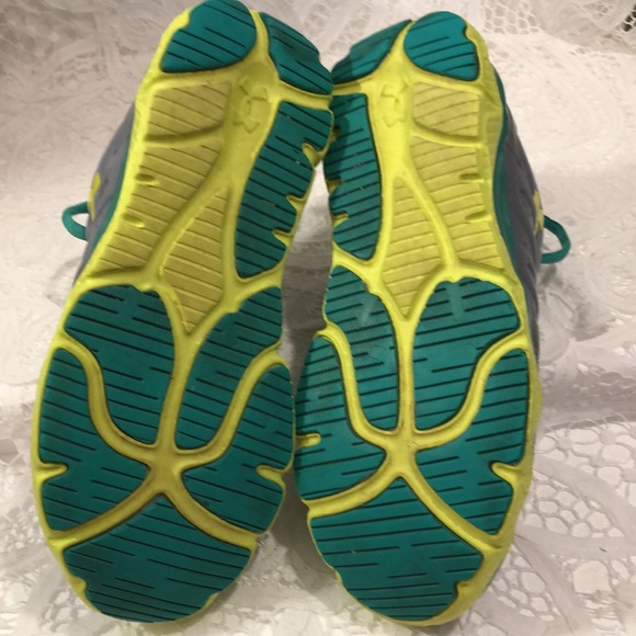 Under Armour Sneakers - Picture 6 of 6